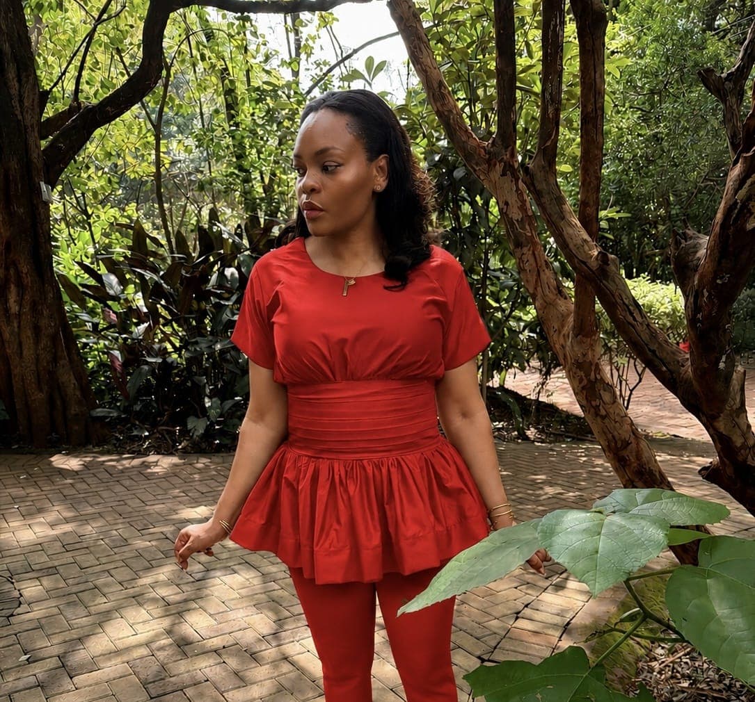 Lulu Peplum Top — Red